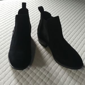 Steve Madden boots
